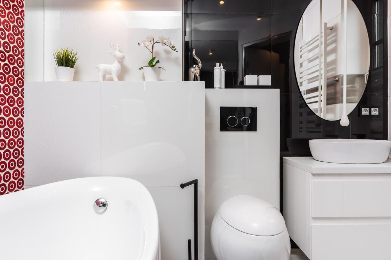 Dwupoziomowy Apartament Na Starym Podgorzu - By Upstairs Cracovia Esterno foto
